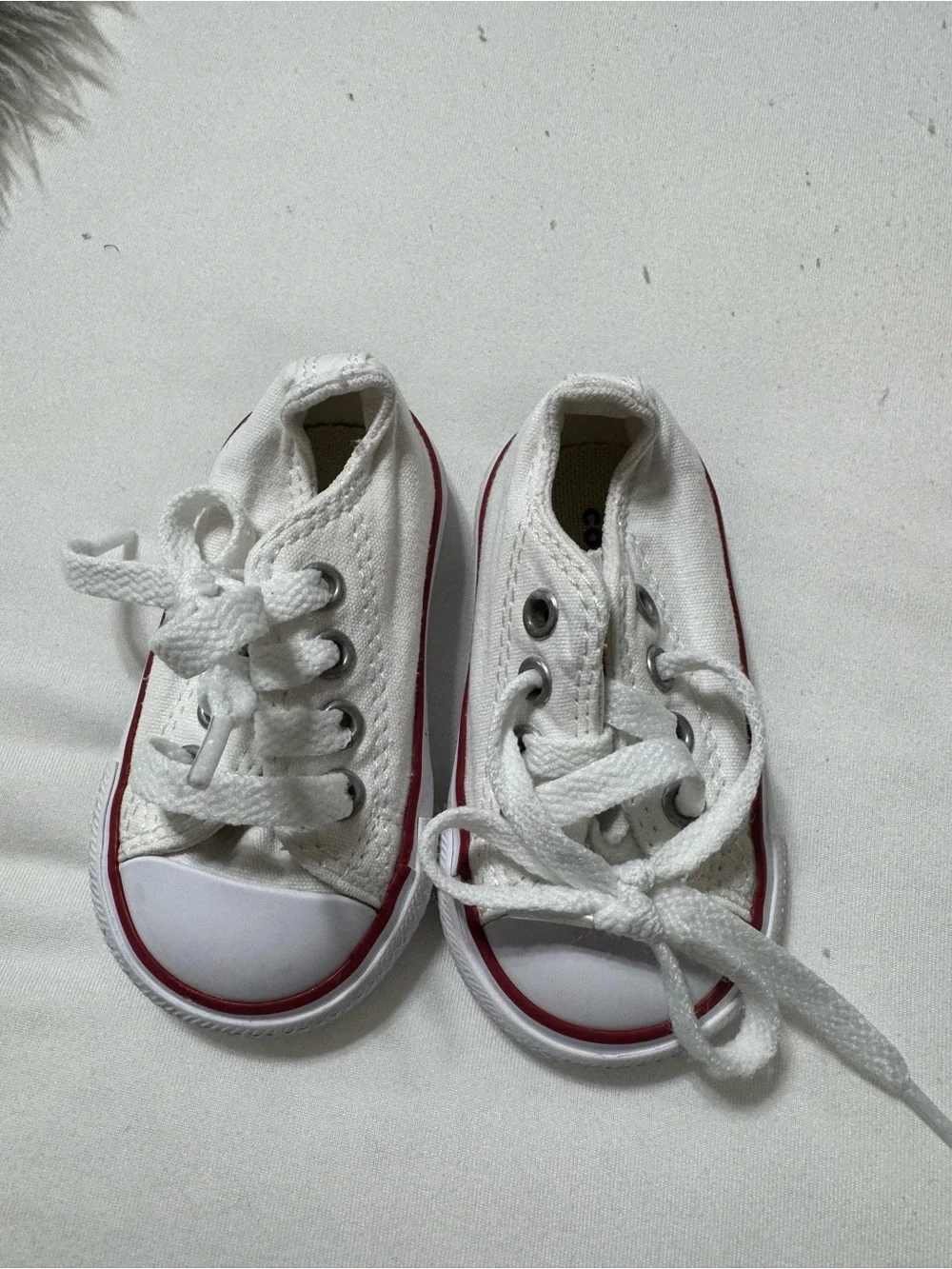 Toddler 3C white Converse
